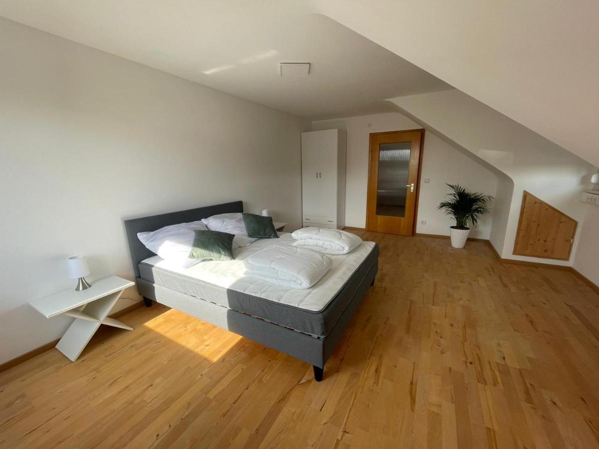 Panoramaview Near Playmobil & Fair Nuernberg Apartment Zirndorf Exterior photo